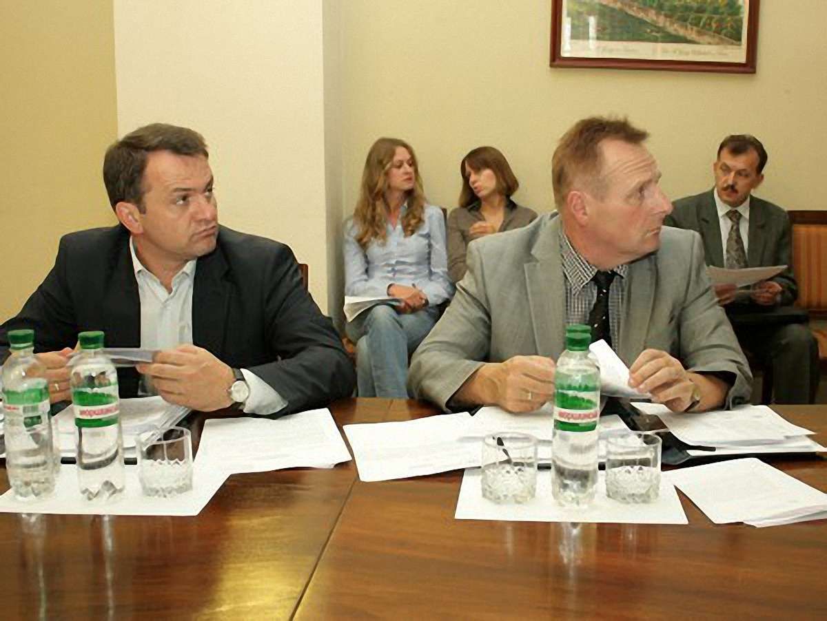 Фірмі, що не платить податки у Львові, не погодили рекламу