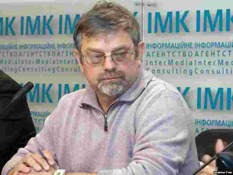 Регіонали здобуватимуть підкупом прихильність українців, – експерт