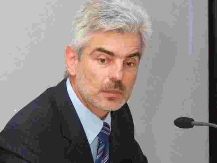 Влада заганяє українців у боргову яму, – нардеп