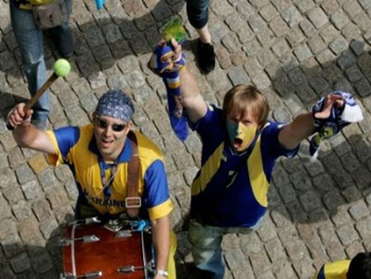 60% населення вірить, що Україна гідно проведене Євро-2012, - опитування