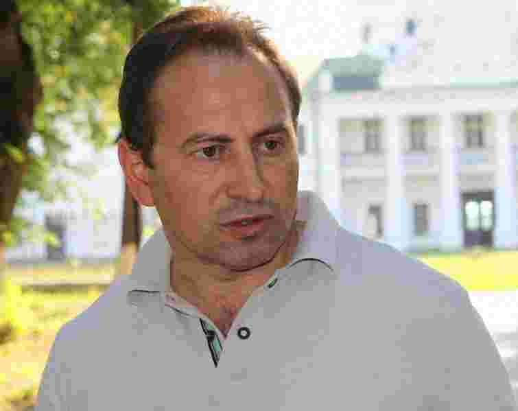 Томенко: Ініціативи Януковича – парашут порятунку перед виборами