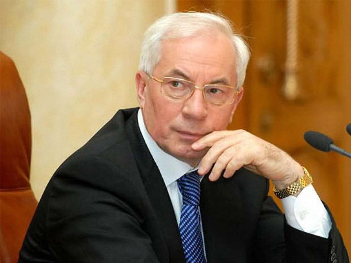 Азаров хоче новий кредит МВФ, щоб погасити старий