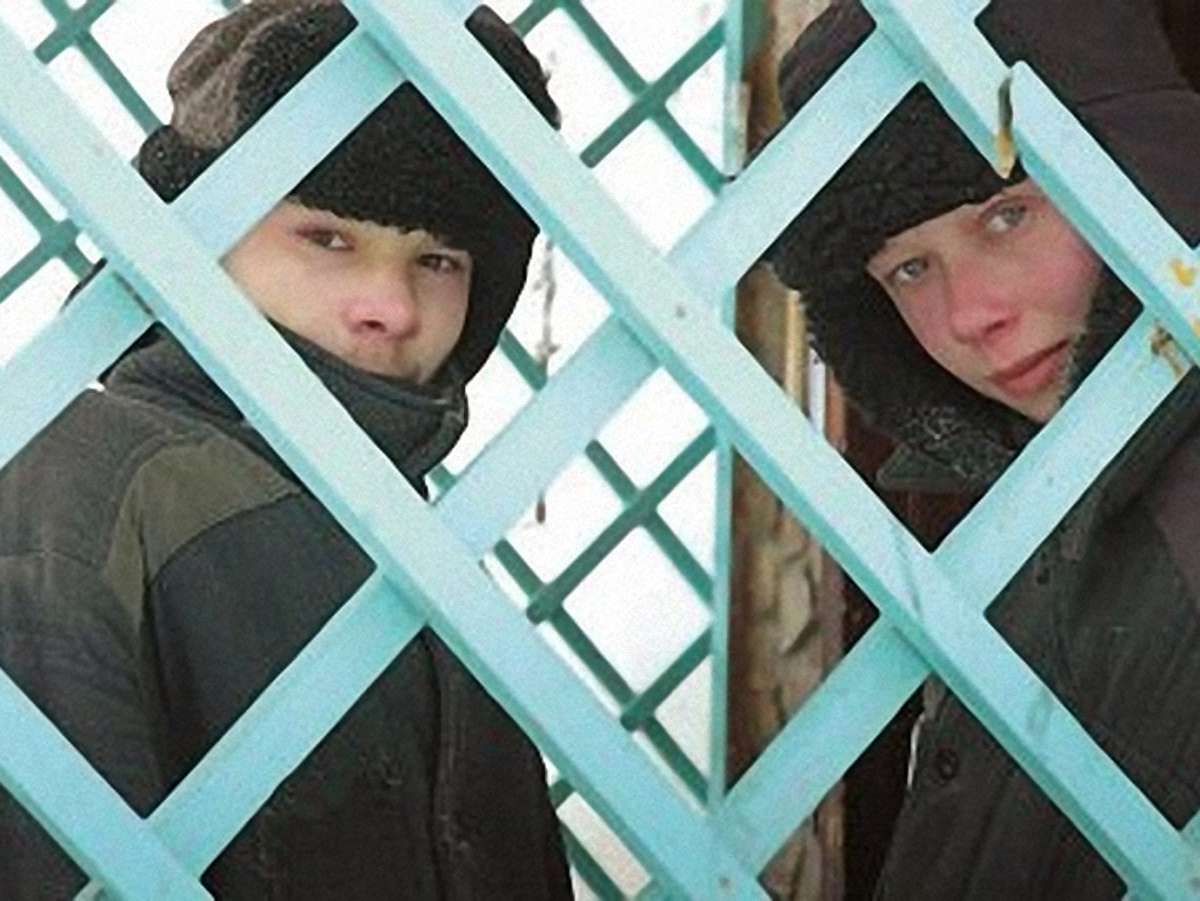 На Львівщині діти намагались викрасти дві вантажівки