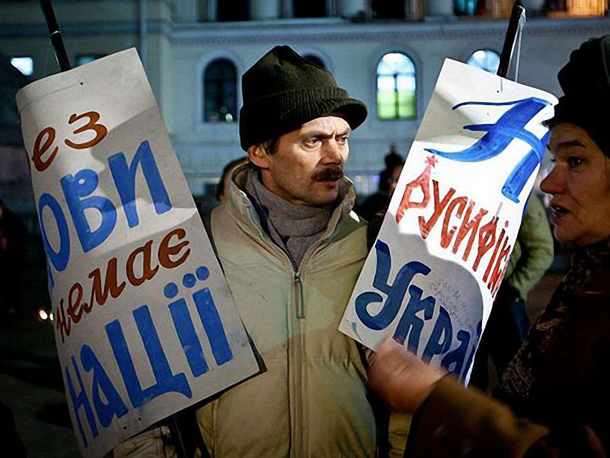 В Україні поменшало прихильників російської мови