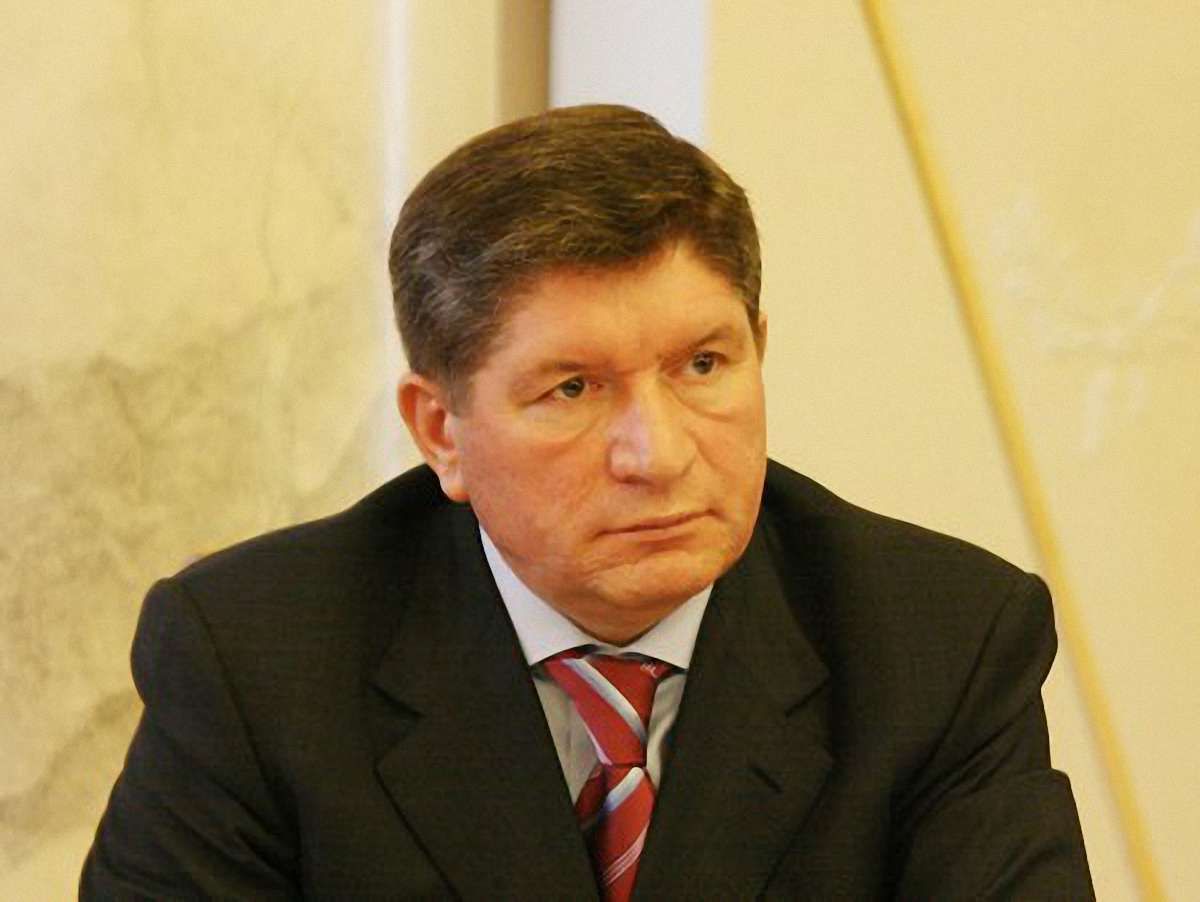 Депутати висловили  Костюку недовіру