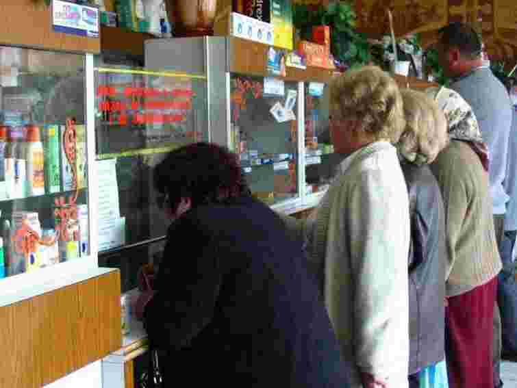 Багатодітні сім’ї Рівненщини отримали 10% знижки на ліки