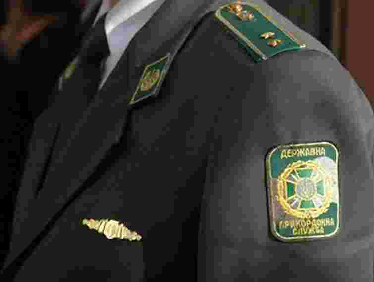Прикордонники Львівщини отримують нову форму