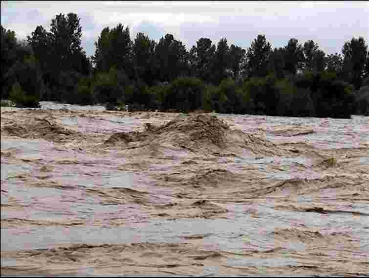 На річках басейну Дністра очікується повінь