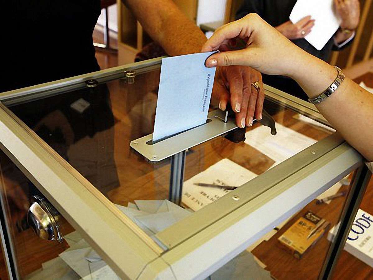 На Львівщині у неділю пройде низка місцевих виборів