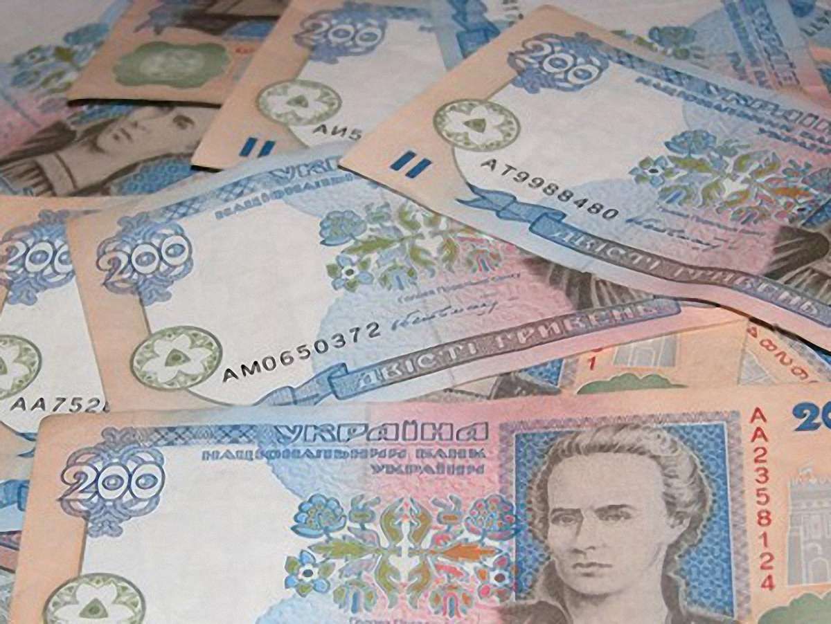 Львівщина просить в Азарова більше грошей на ПТУ