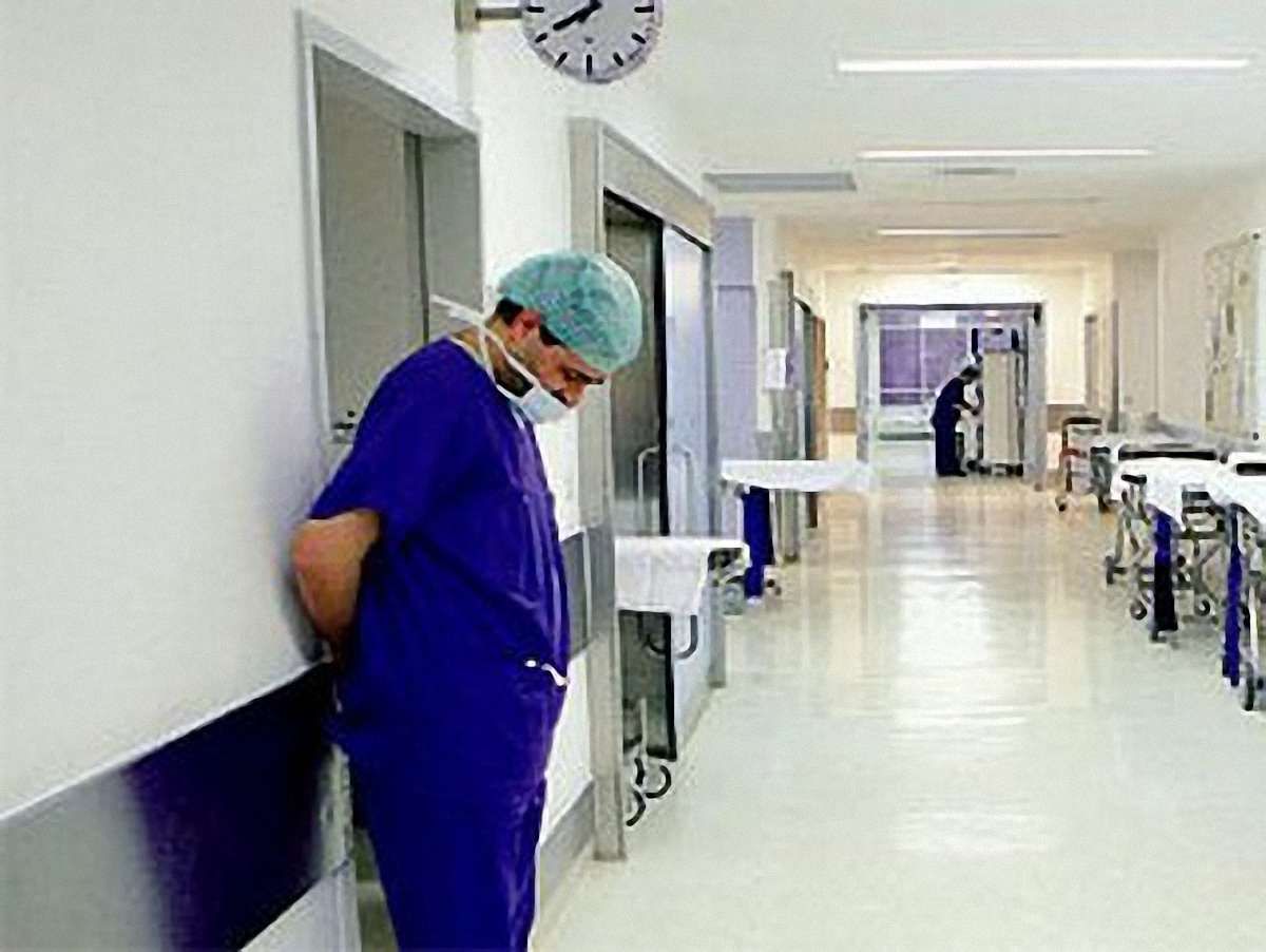 Одна з дівчат, збитих на світлофорі, померла у лікарні Львова