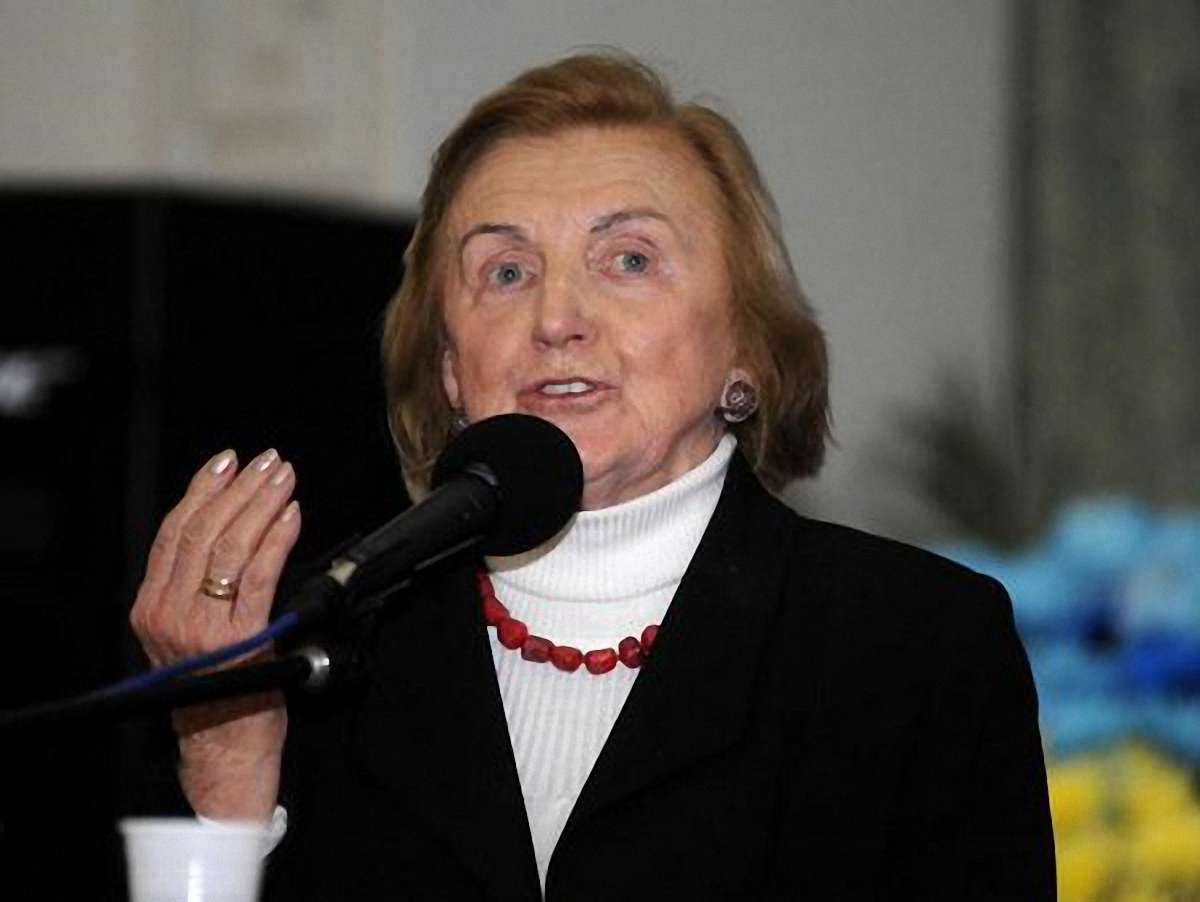 Померла Атена Пашко