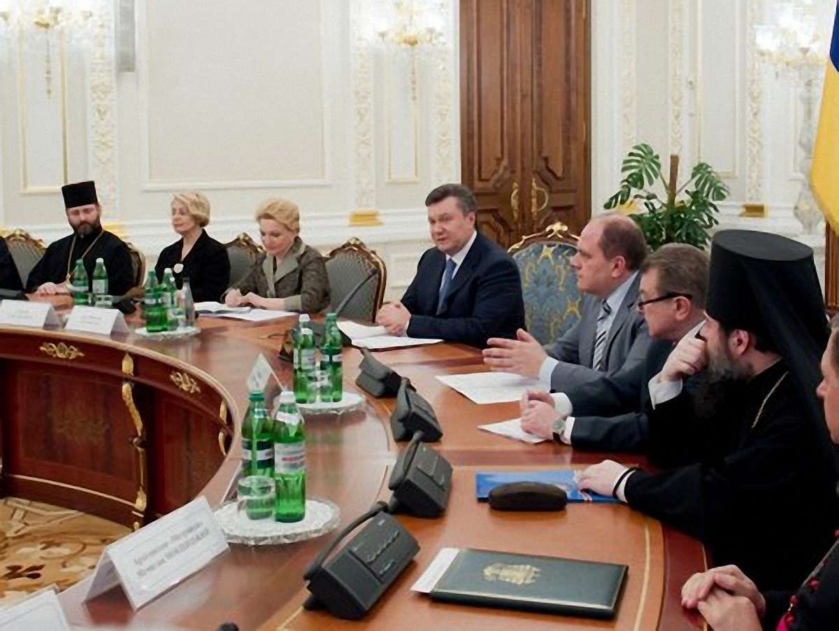 Українське законодавство адаптовують до норм ЄС, – президент