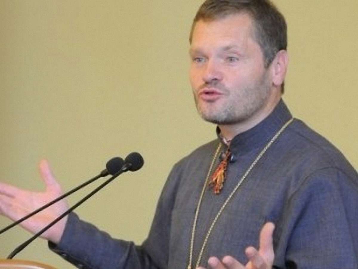 У Львівській міськраді новий капелан