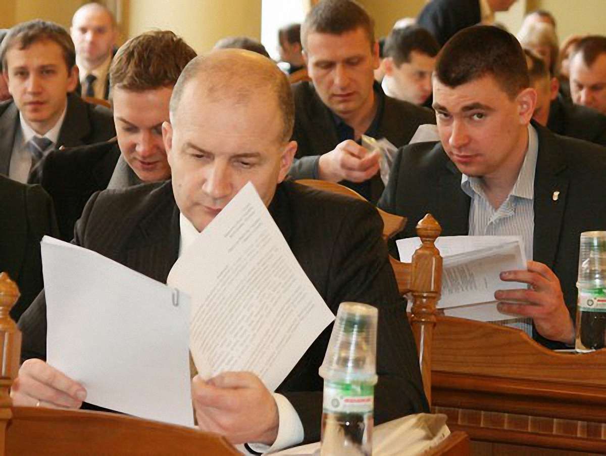  У Львові «Спецавтогосподарство» звільнить працівників