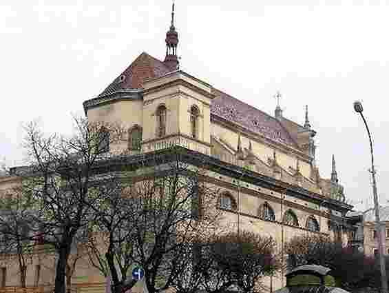 У Львові підсвітять церкву Петра і Павла
