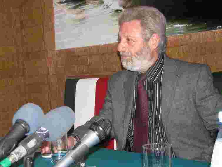 Міліціонери Рівненщини годину протримали американця у «бобіку»