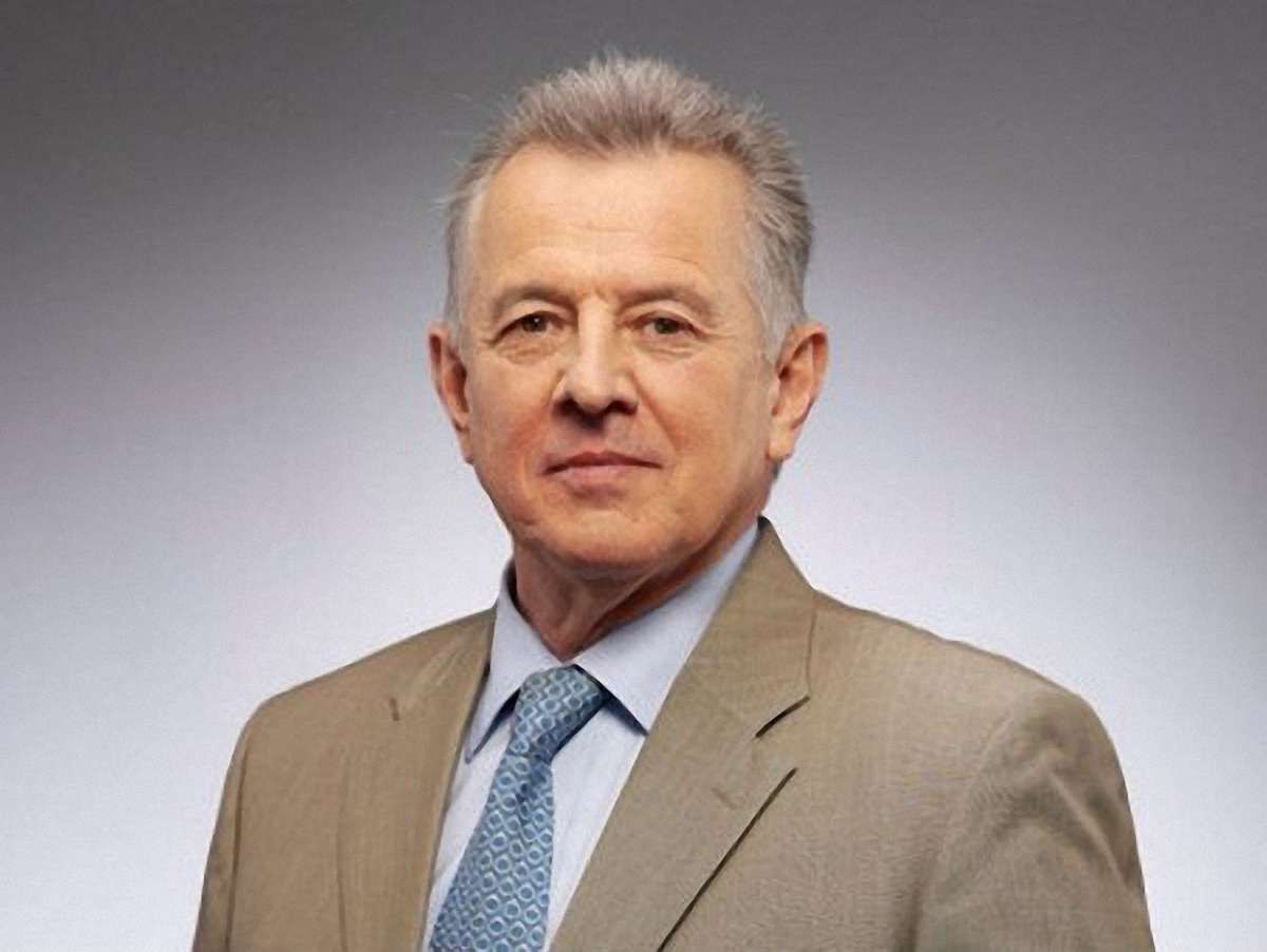 Президента Угорщини через плагіат позбавили звання доктора наук