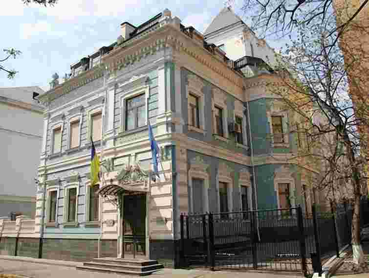 Кореспондент: Найдорожчі партійні офіси – у ПР і БЮТ