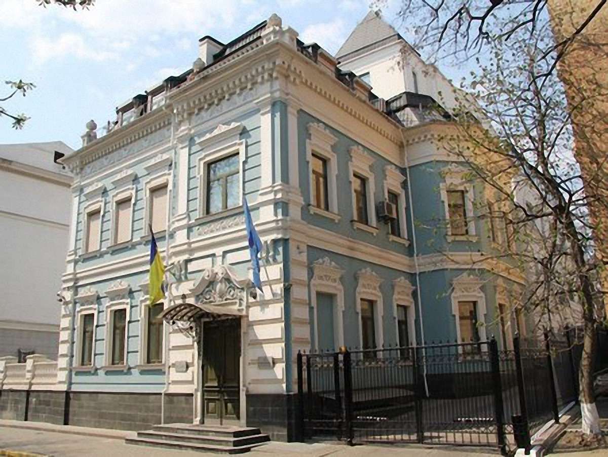 Кореспондент: Найдорожчі партійні офіси – у ПР і БЮТ
