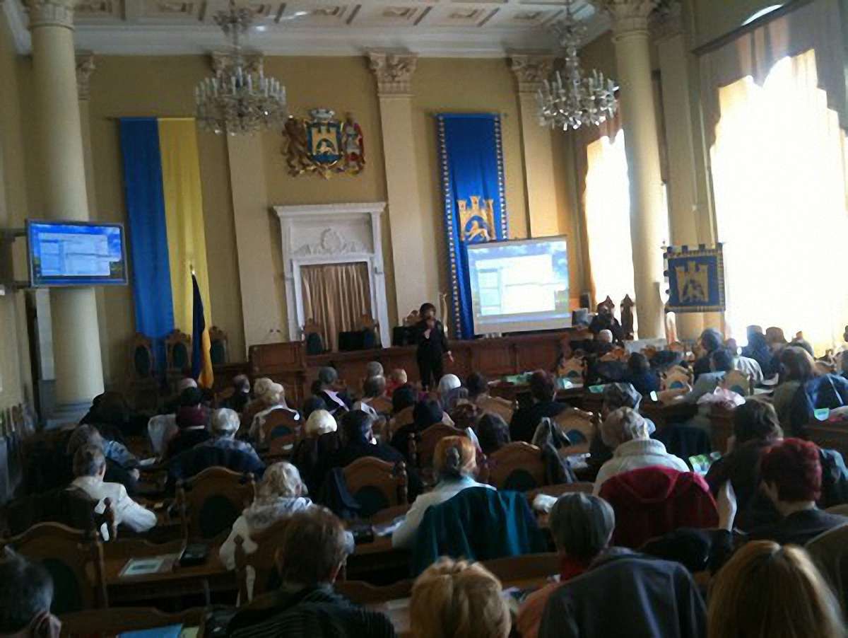 У Львові розпочався Форум для літніх людей