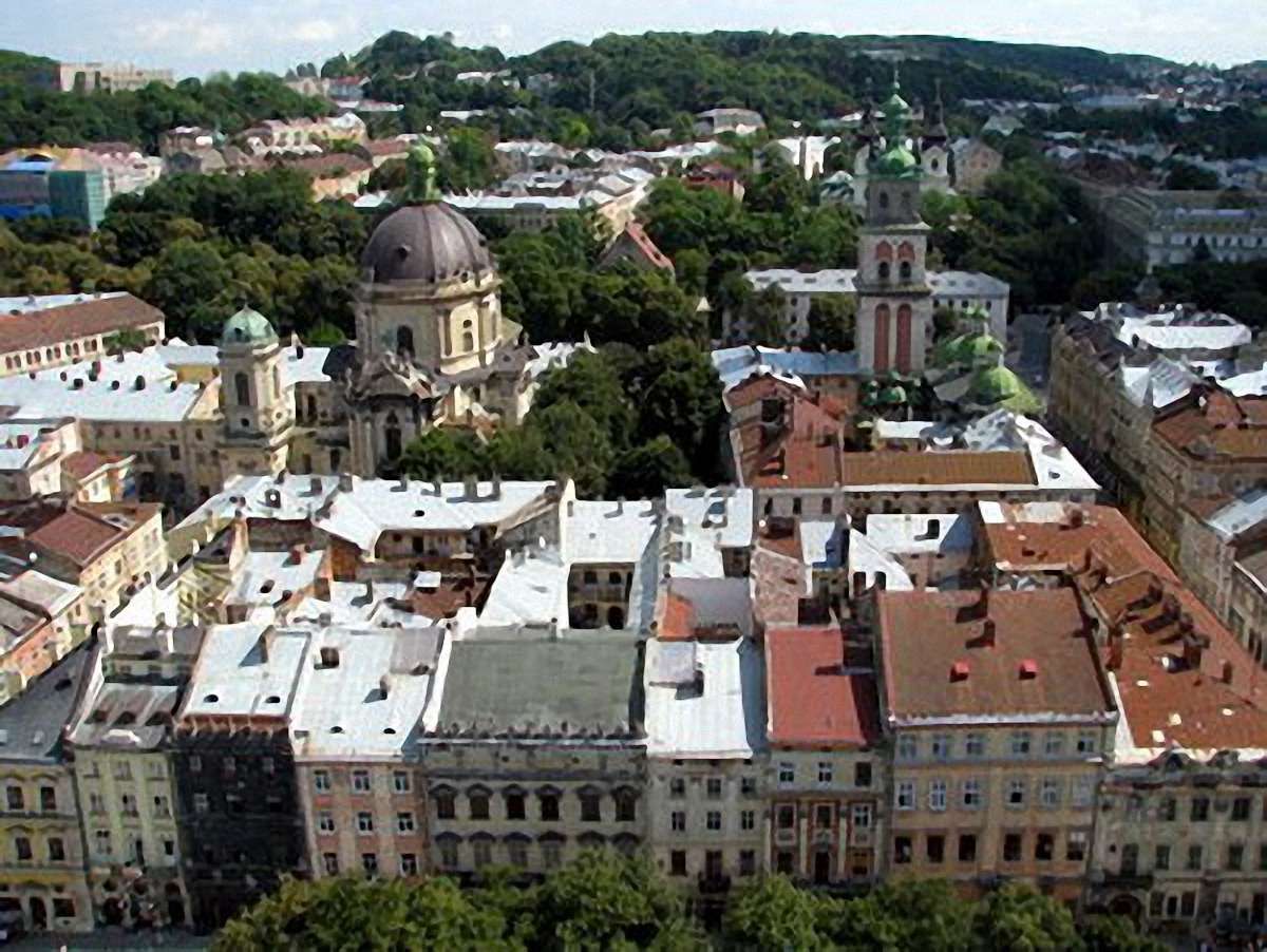 Визначні місця Львова зніматимуть з вертольота