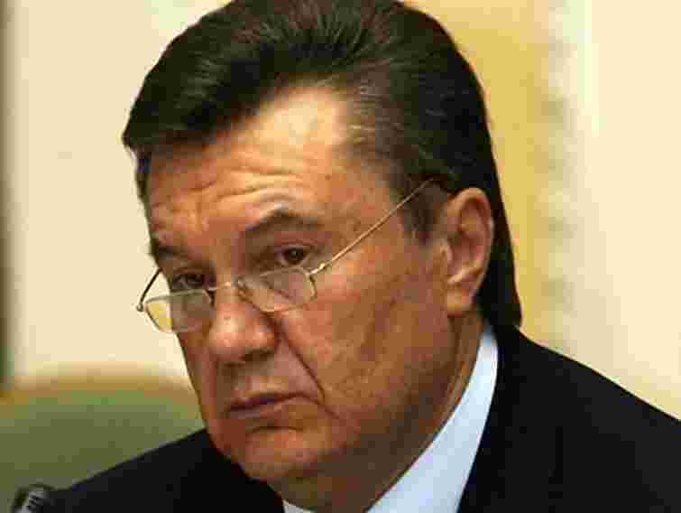 Янукович від імені народу висловив співчуття Росії 