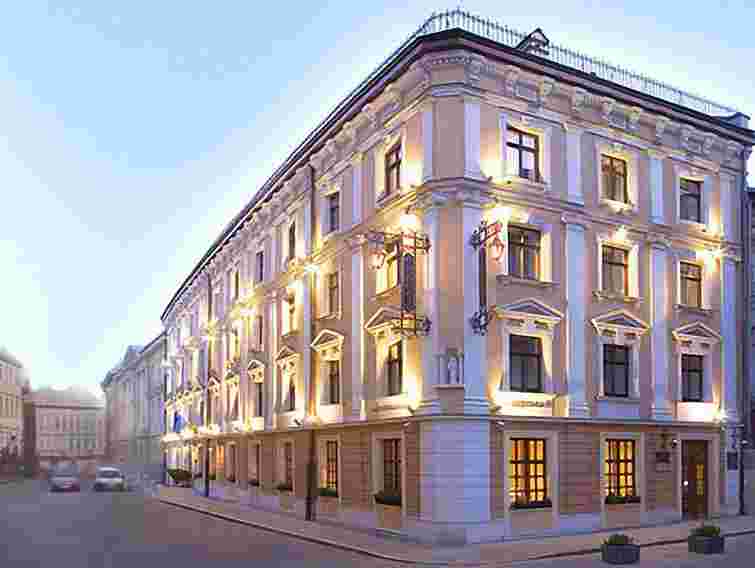 Із сотні найкращих готелів України 13 – на Львівщині
