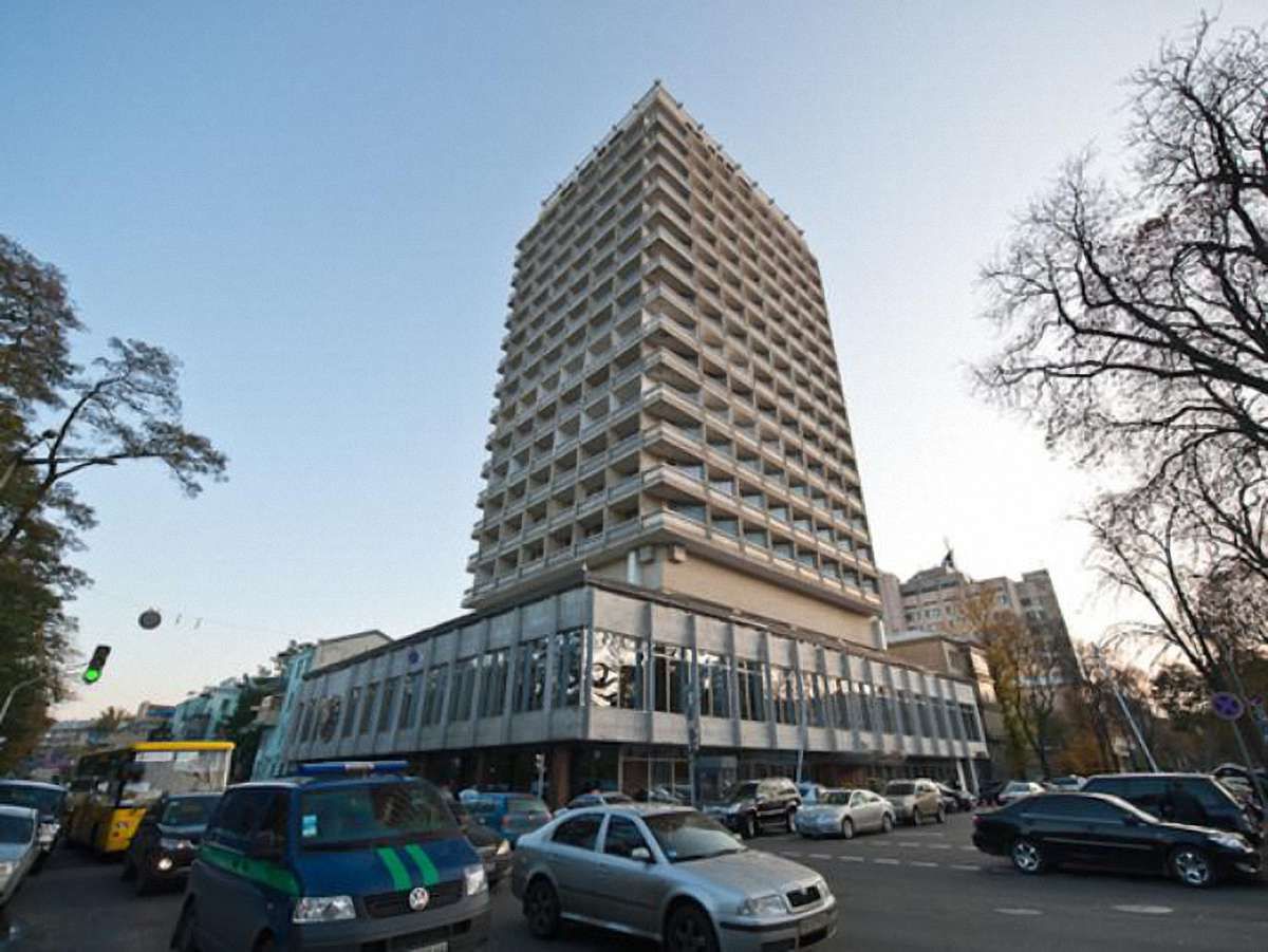 Рада витратить на готелі для нардепів понад 17 млн грн