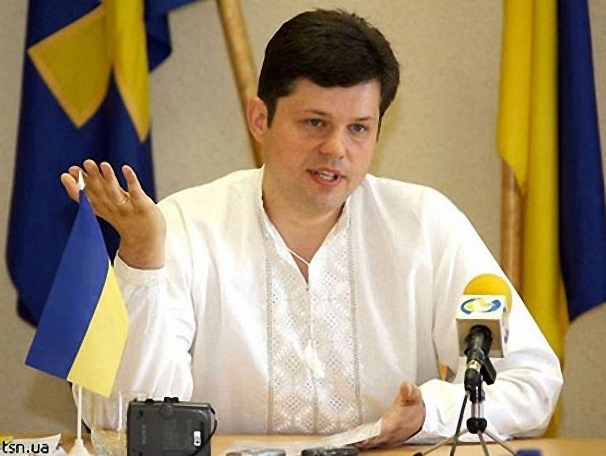 «Фронт змін» не планує вливатись у «Батьківщину» 