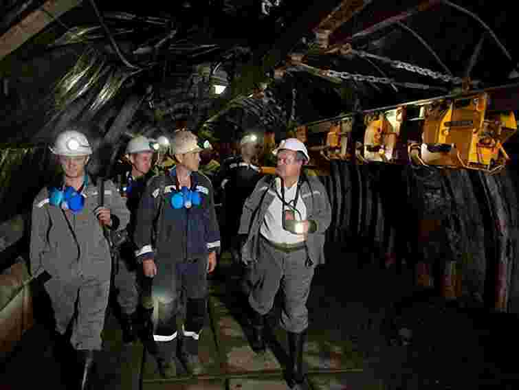 Ліквідація пожежі на «Степовій» затягнеться на два тижні