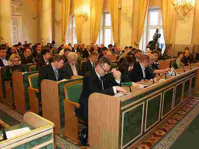 Депутати Львівщини просять Кабмін прозоро розподіляти кошти