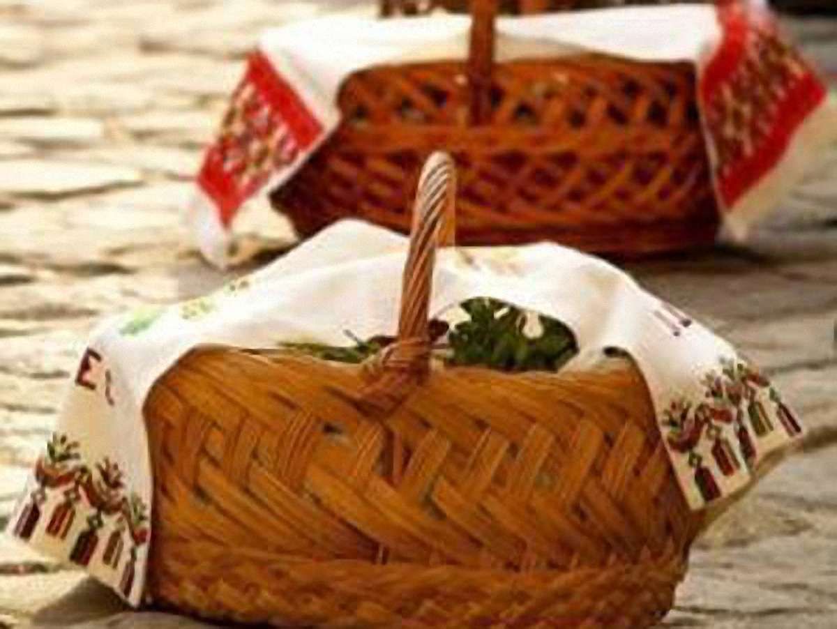 Кожен четвертий українець планує піти до церкви на Великдень