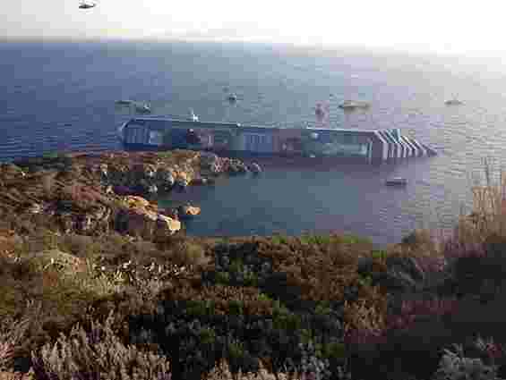 Капітана лайнера Costa Concordia залишили під домашнім арештом