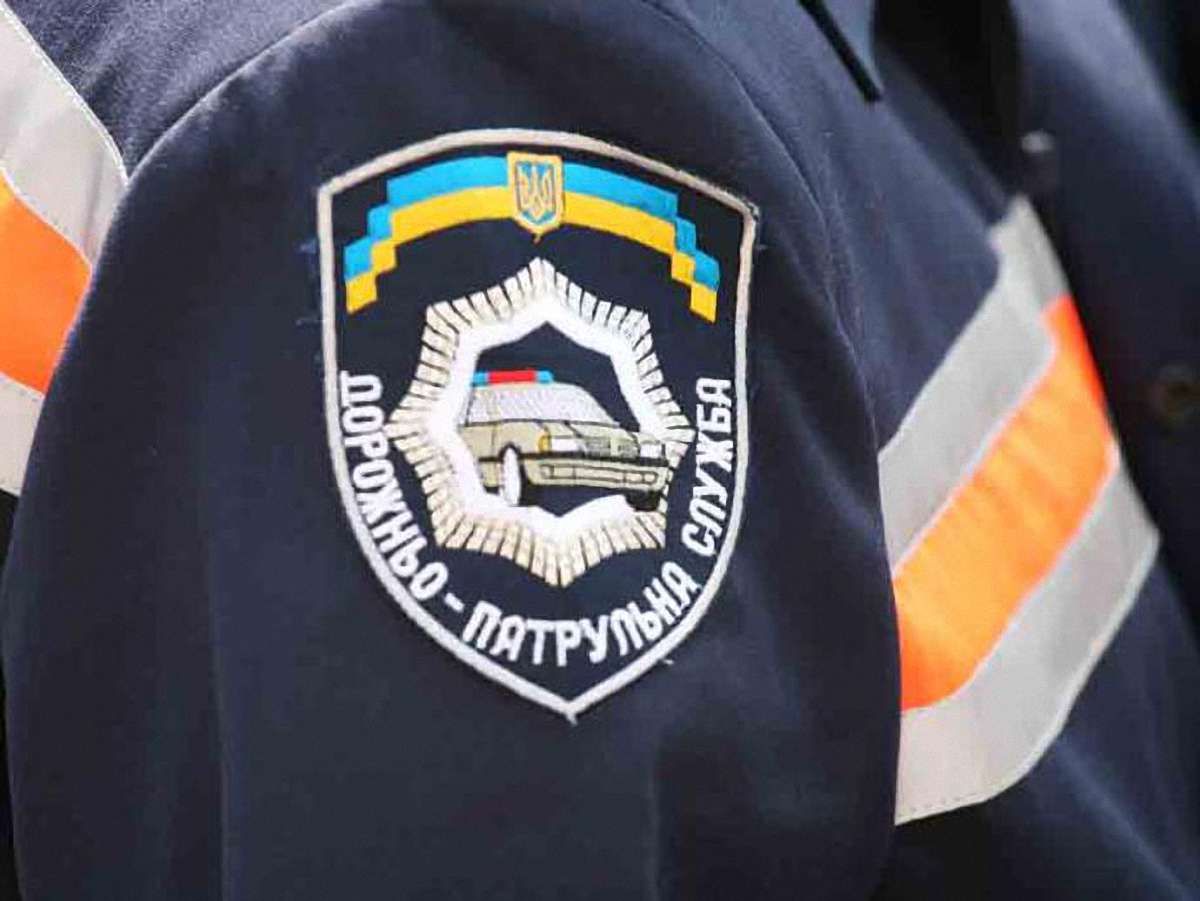 40% українців в цілому не задоволені роботою ДАІ