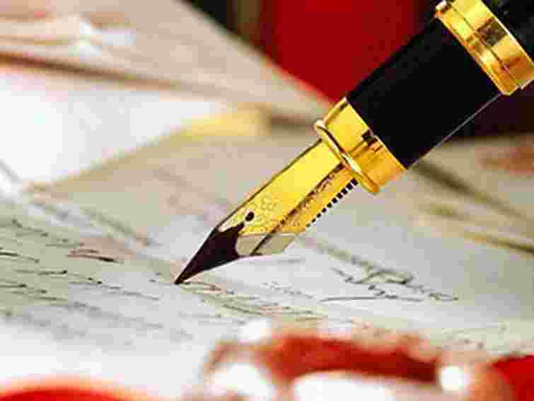 Янукович дозволив вишам самостійно розпоряджатись грошима