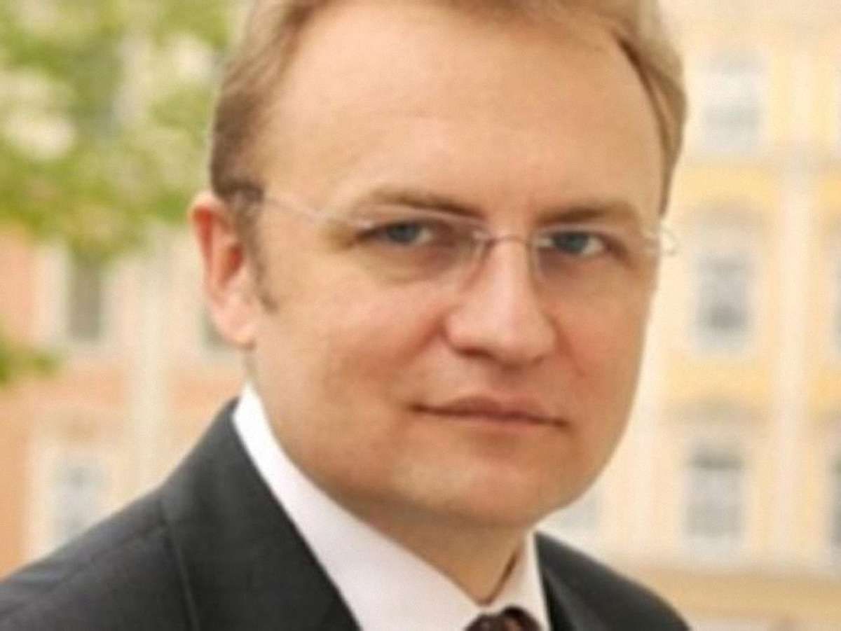Мер Львова, вітаючи з Великоднем, закликав поважати один одного