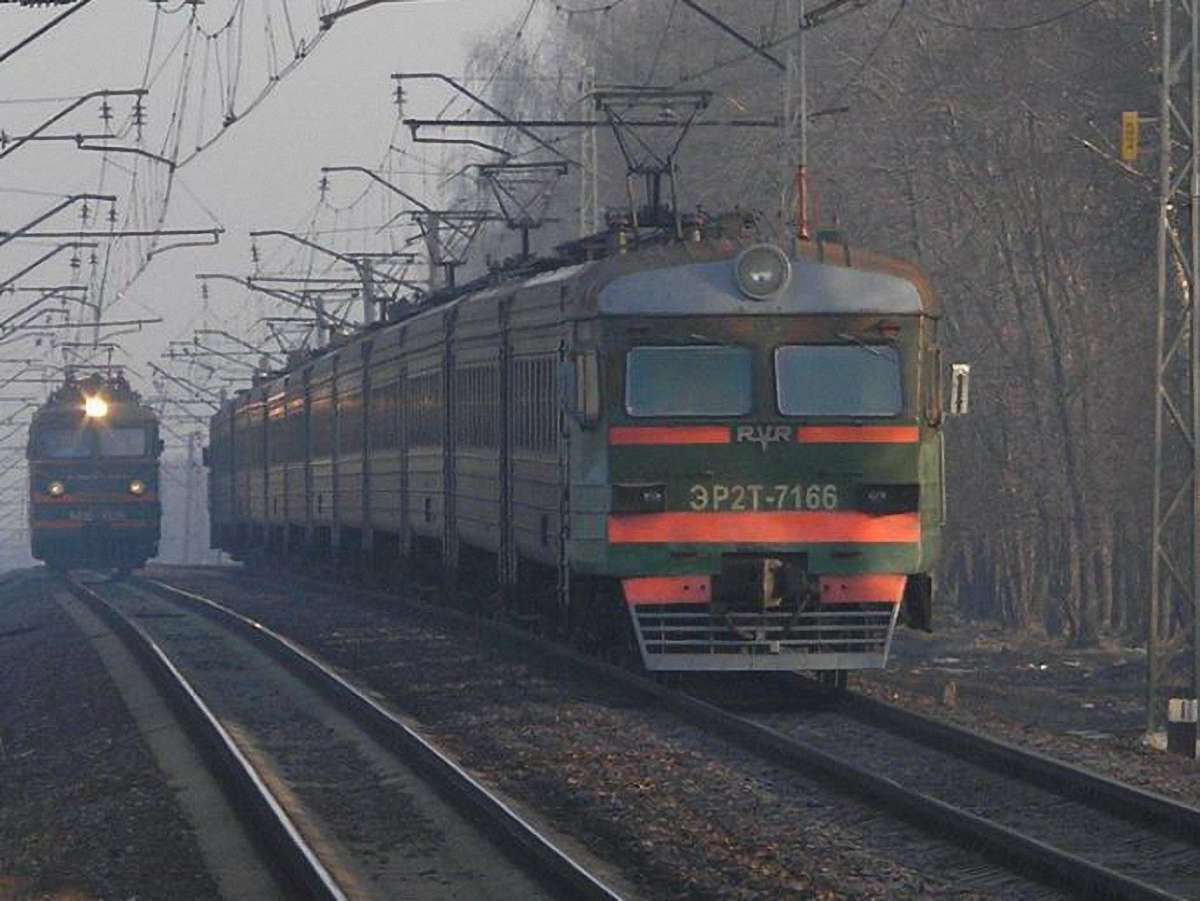 Між Україною і Польщею на Євро пустять 18 додаткових потягів