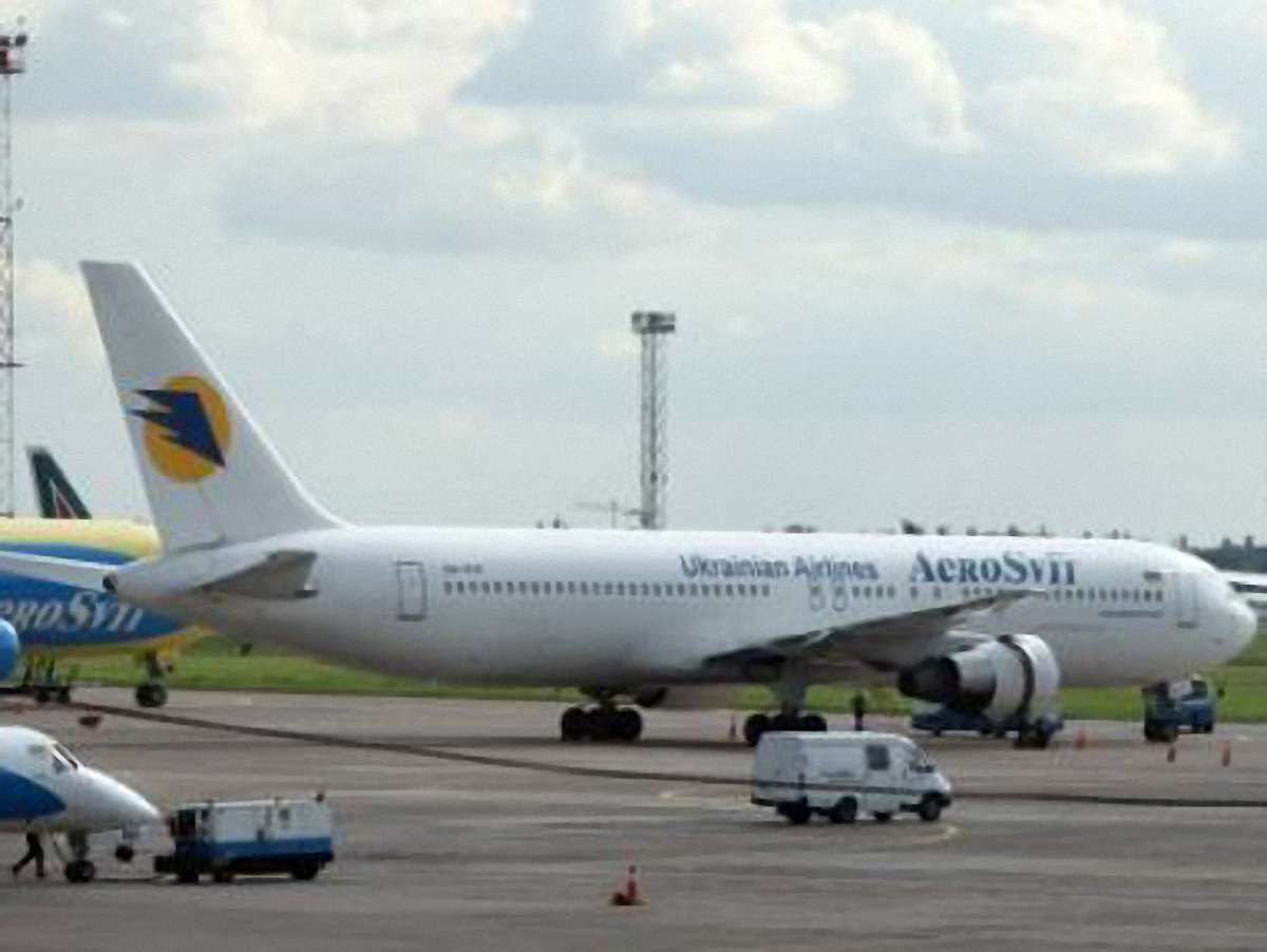 В Україні знову подорожчають авіаквитки