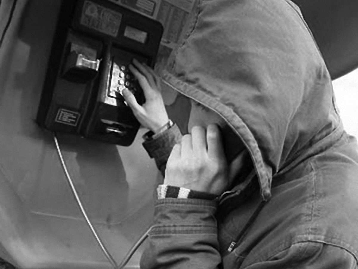 На Донеччині учень «пожартував», що в школі вибухівка