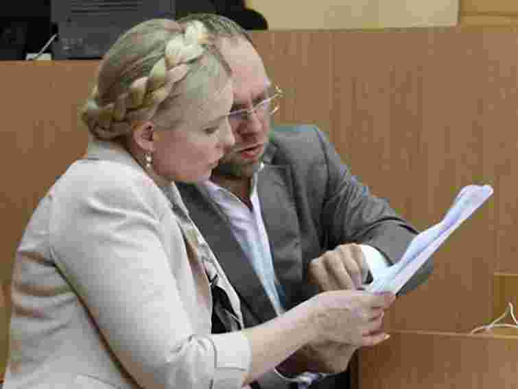 Тимошенко не пускає до себе лікарів, – Мінздоров’я