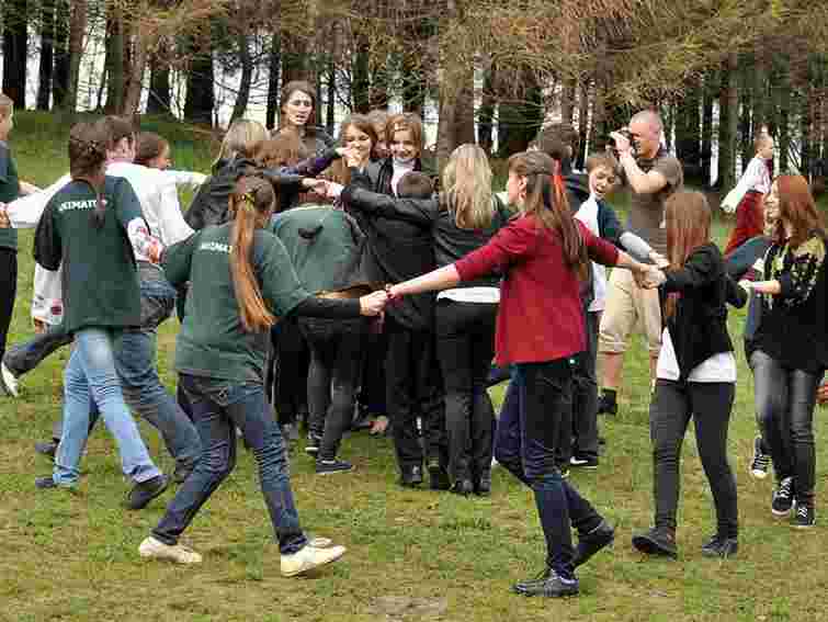 У Шевченківському гаю навчали робити ляльки-мотанки