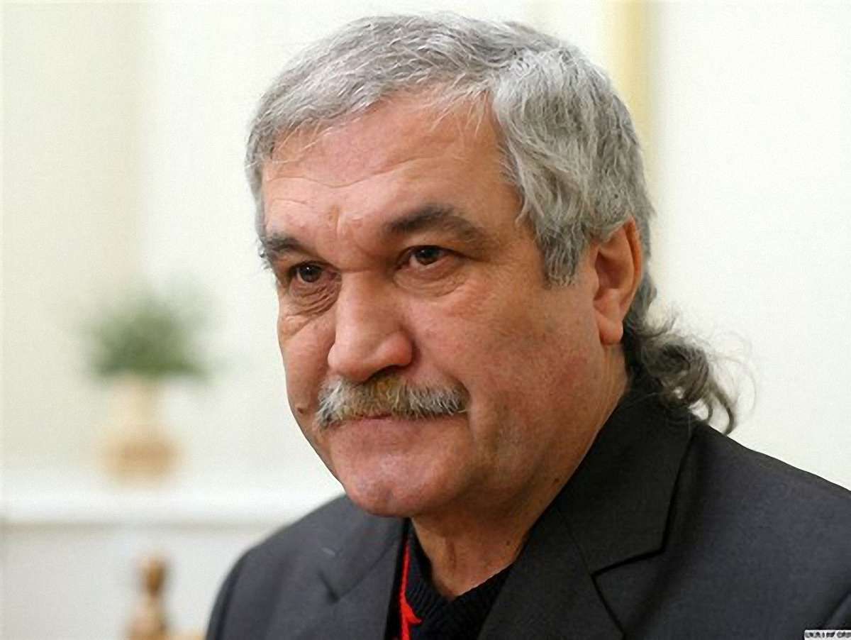 Щоб не брати зброю, треба брати в руки бюлетень, - Шкляр