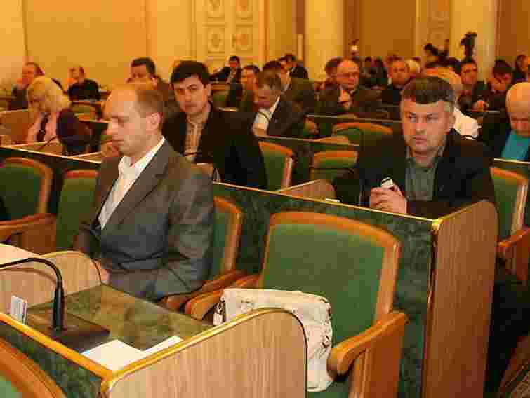 Львівська облрада з другої спроби прийняла звернення про землі