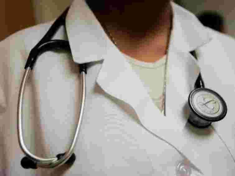 В Ужгороді збирають інформацію про партійність медиків, - ЗМІ