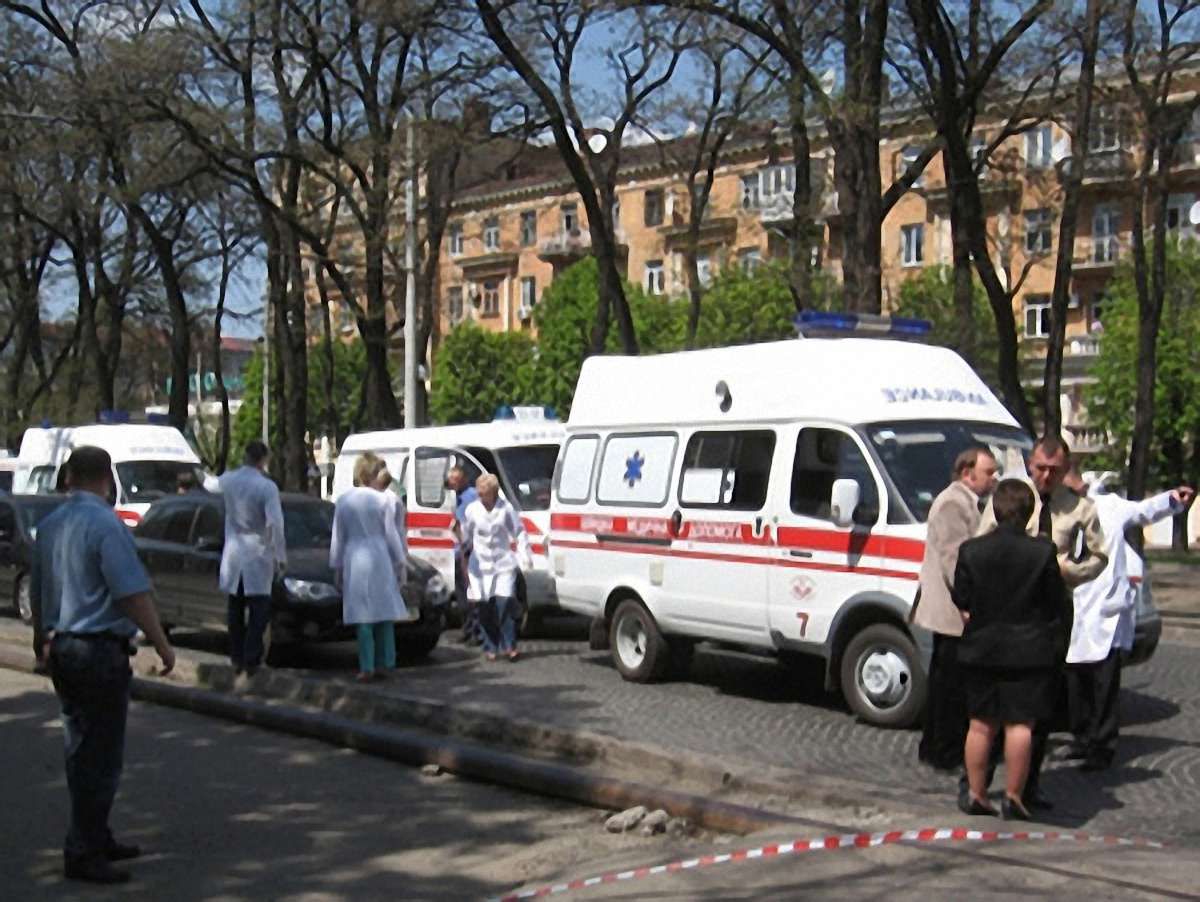 Теракт у Дніпропетровську: 27 постраждалих