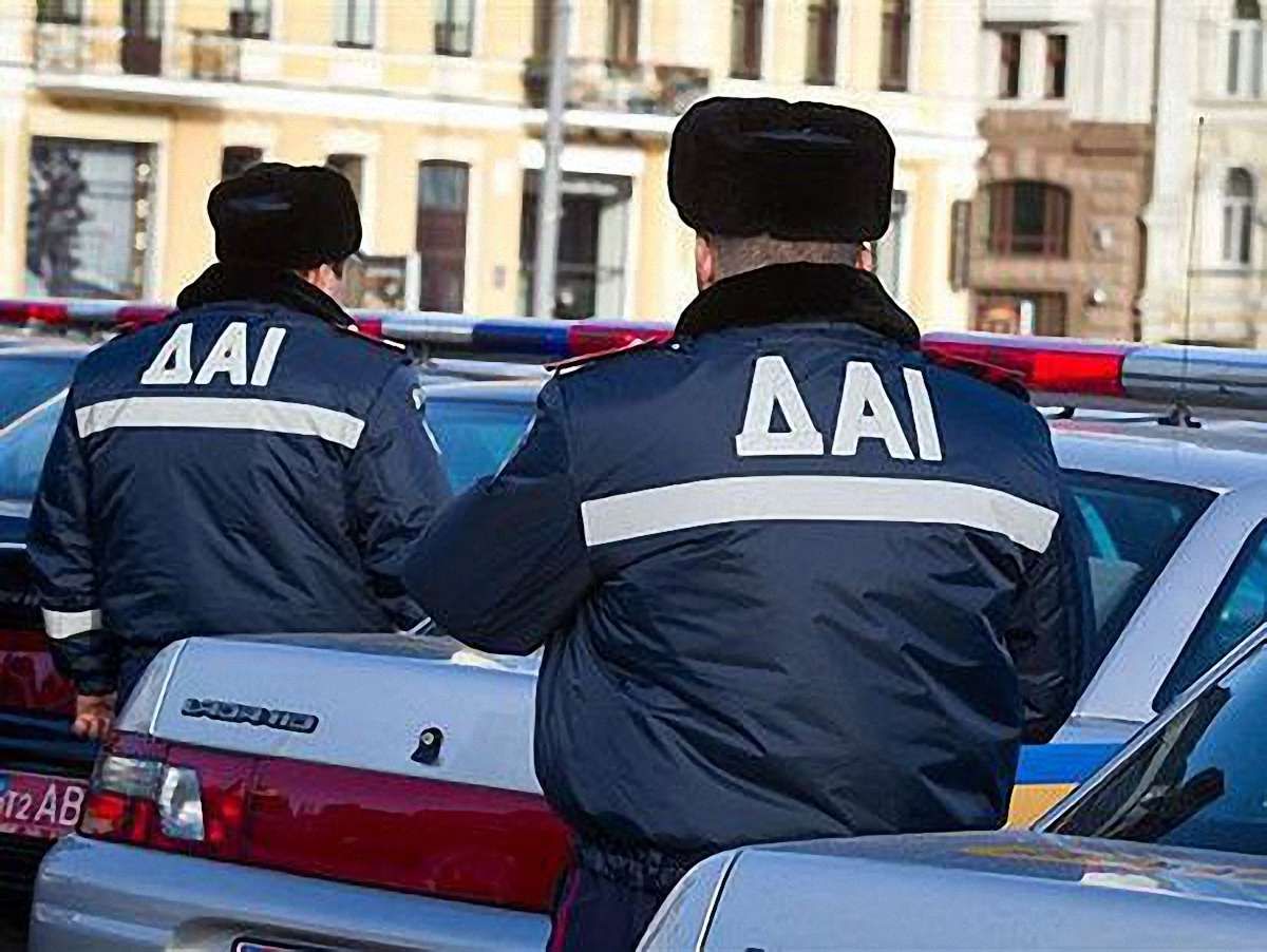 У Львові п’яний водій погрожував ДАІшникам звільненням