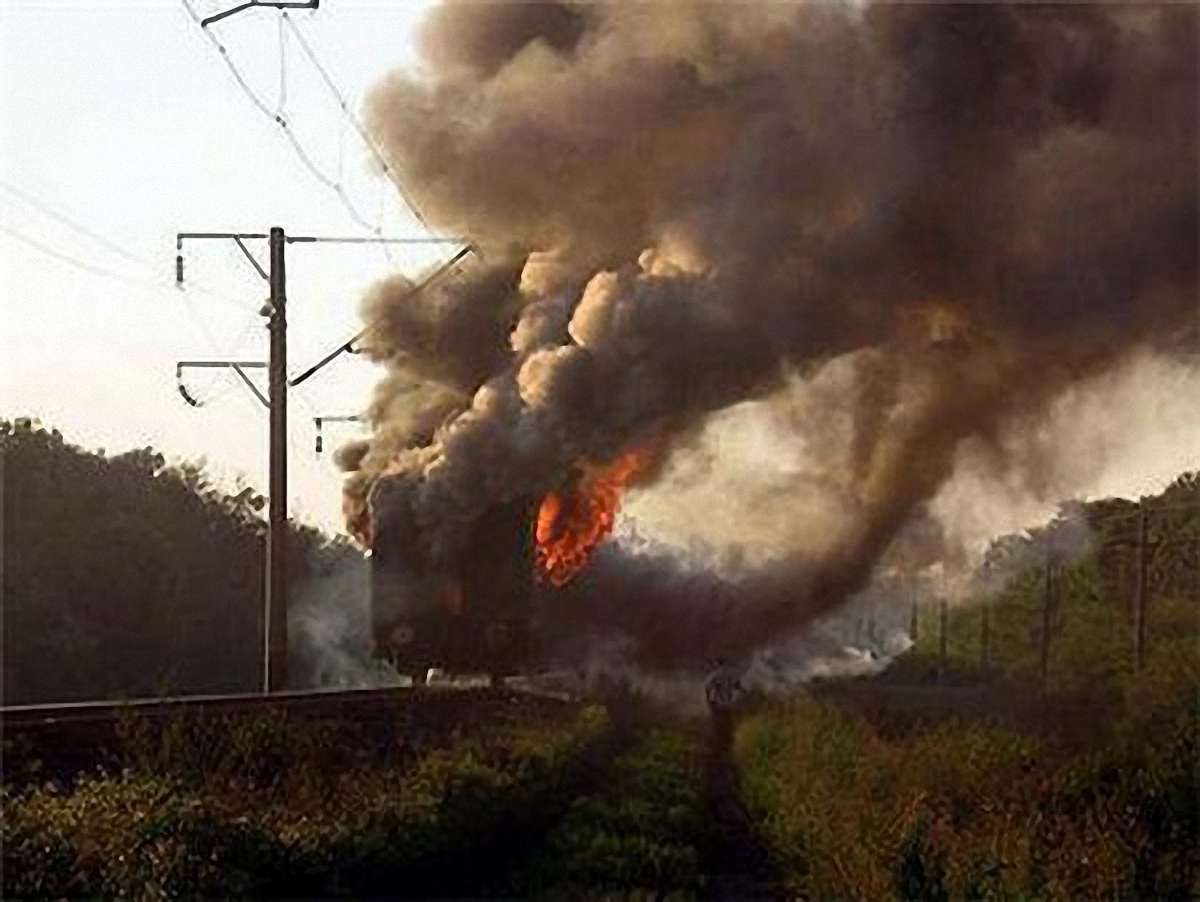 На Львівщині зійшов з рейок потяг