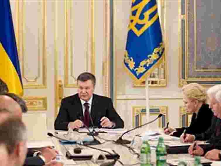 Янукович дав доручення РНБО щодо дій у надзвичайних ситуаціях