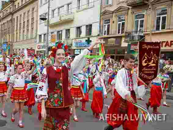 Святковий парад до Дня Львова